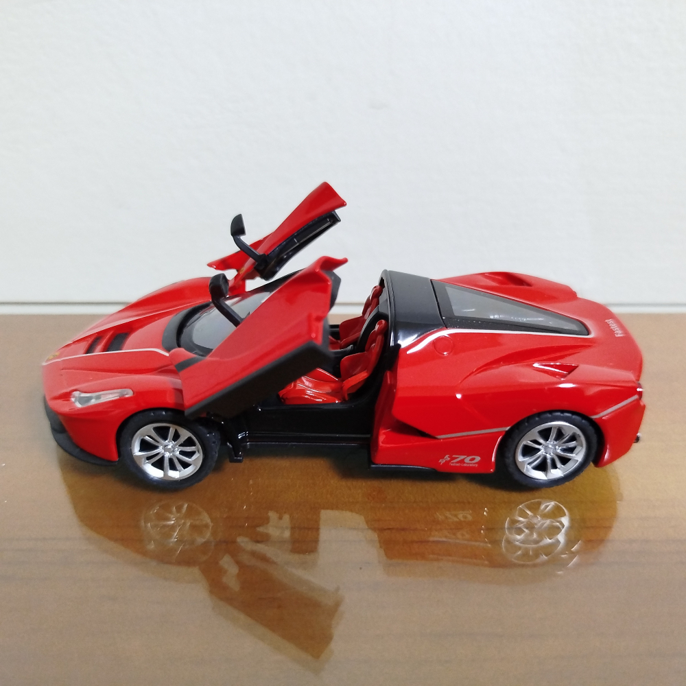 全新盒裝~1:36~法拉利  Ferrari LaFarrari 拉法   紅色 合金 模型車(聲光車)-細節圖3