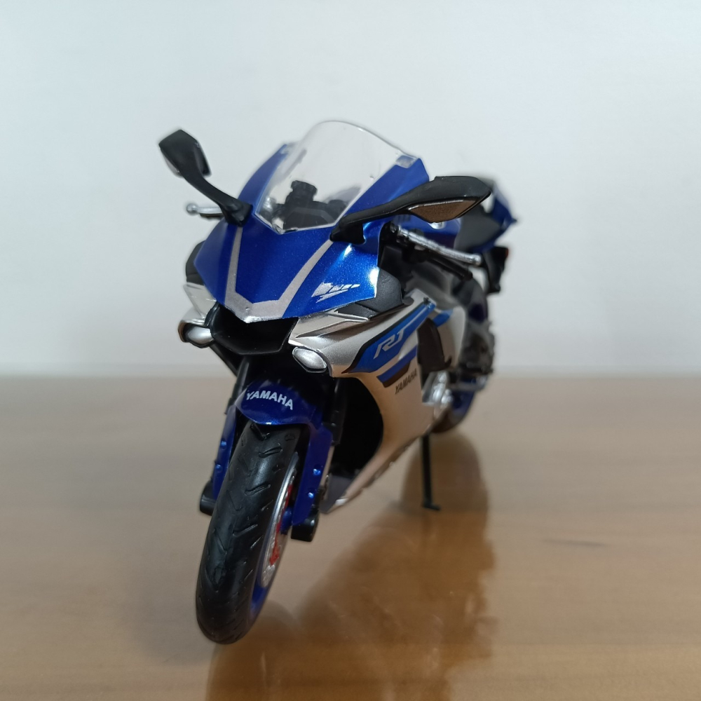 全新盒装現貨~1:12~山葉 YAMAHA YZF-R1 藍色  模型車 玩具 兒童 收藏 重機 摩托車 交通模型-細節圖2