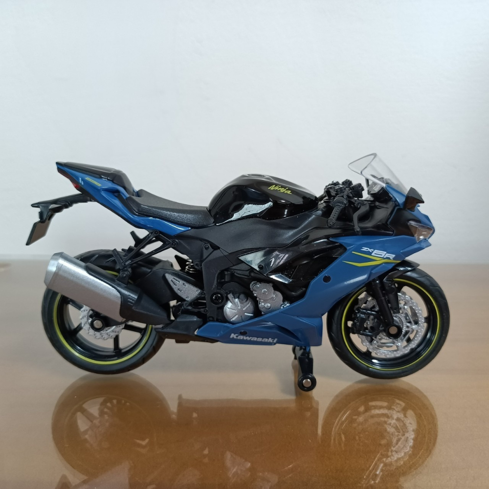 全新盒装現貨~1:12~川崎 KAWASAKI ZX-6R 灰藍色  模型車 玩具 兒童 收藏 重機 摩托車 交通模型-細節圖5