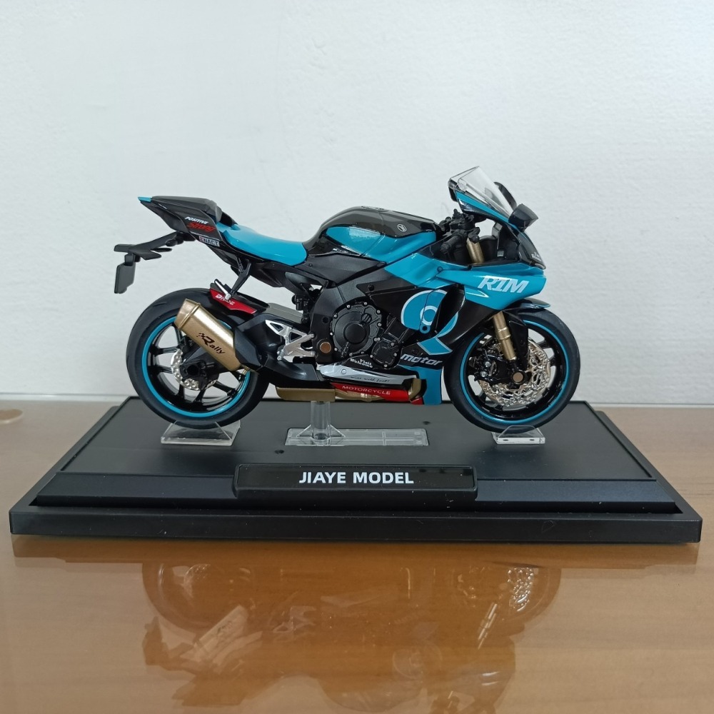 全新盒装現貨~1:12~山葉 YAMAHA YZF-R1M 青色  (聲光) 後座下壓可亮大燈與聲響  模型車 玩具-細節圖5