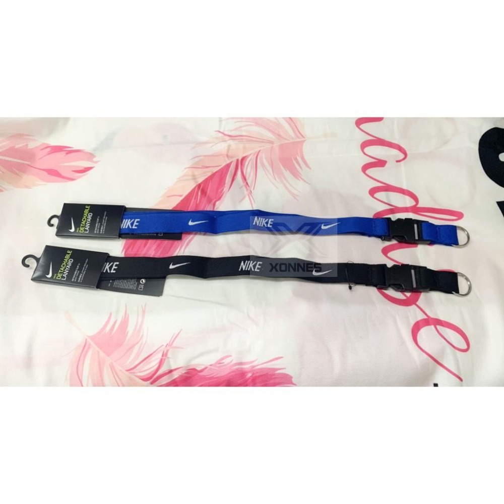 【必成體育】NIKE 證件帶 識別證吊帶 AC3582 多功能掛帶 頸帶 識別證吊帶 證件吊牌 工作證 手機吊帶 鑰匙圈-細節圖2