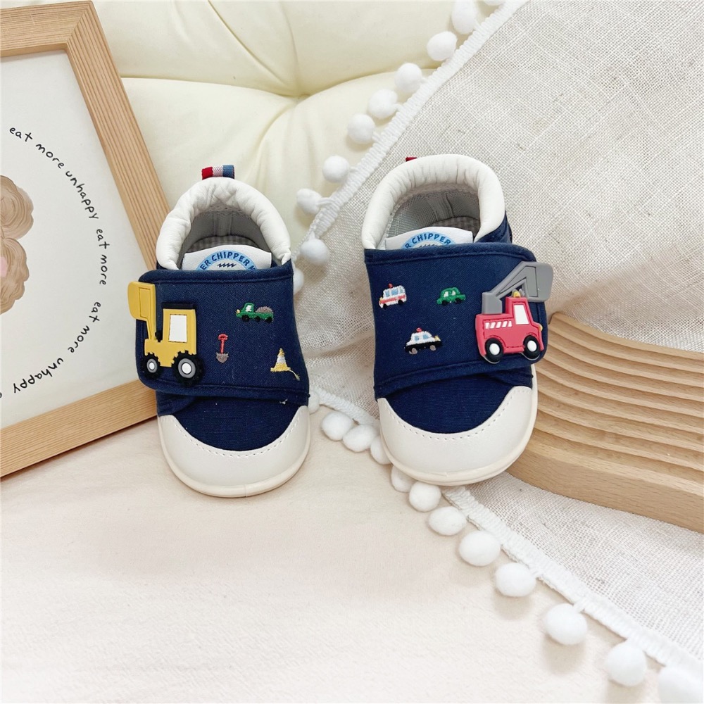 ᴘᴏᴋᴏꜱʜᴏᴘ ⚘ 新品預購 ▸ 男寶軟底工程車車學步鞋 球鞋 鞋子-細節圖3