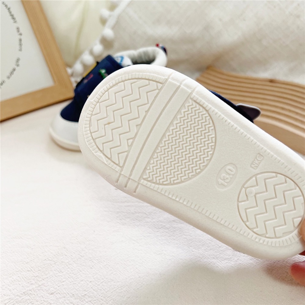 ᴘᴏᴋᴏꜱʜᴏᴘ ⚘ 新品預購 ▸ 男寶軟底工程車車學步鞋 球鞋 鞋子-細節圖8