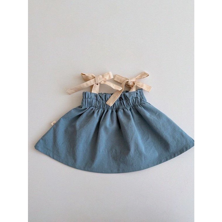 ᴘᴏᴋᴏꜱʜᴏᴘ ⚘ 預購 ▸ 韓系女童吊帶洋裝｜奶油蝴蝶結花園裙 碎花點點公主洋裝 兒童夏季童裝-細節圖4