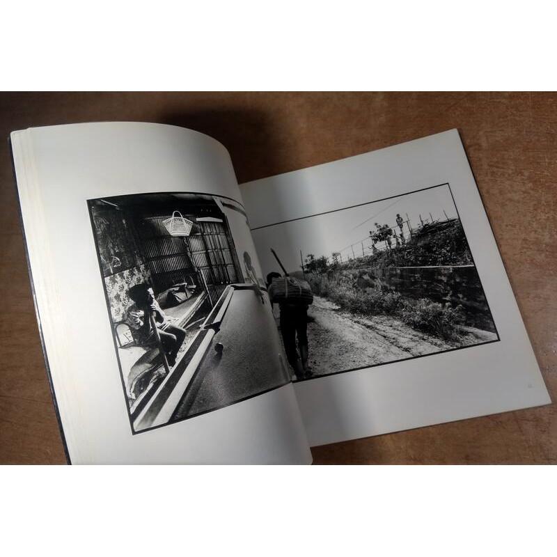 影象特寫：阮義忠暗房工作室影象報告第4冊(書頁水痕)│攝影家出版社│五成新-細節圖6