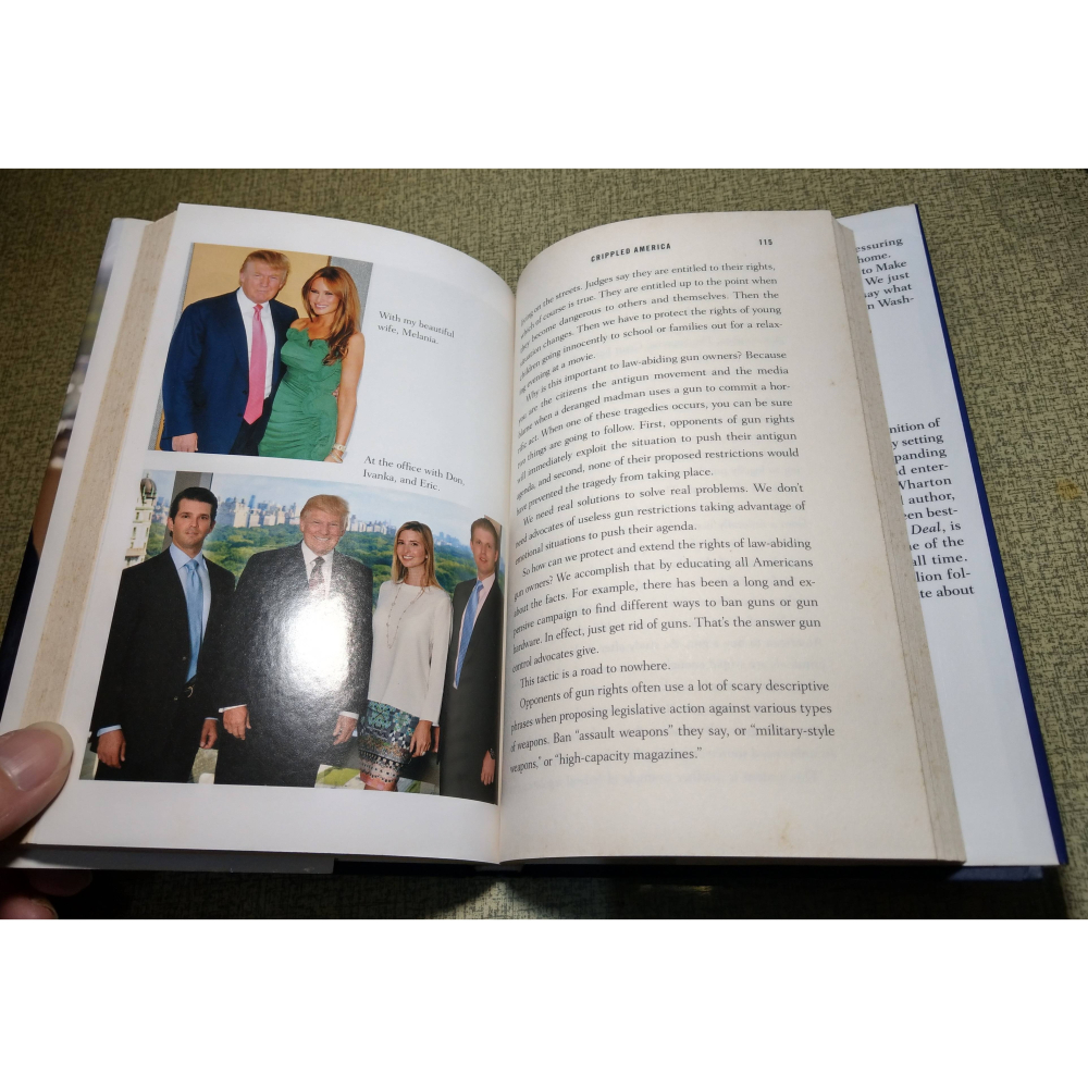 (現貨、原文書)CRIPPLED AMERICA(泛黃多書斑)│DONALD TRUMP│美國總統 川普、川普書籍│老書-細節圖8
