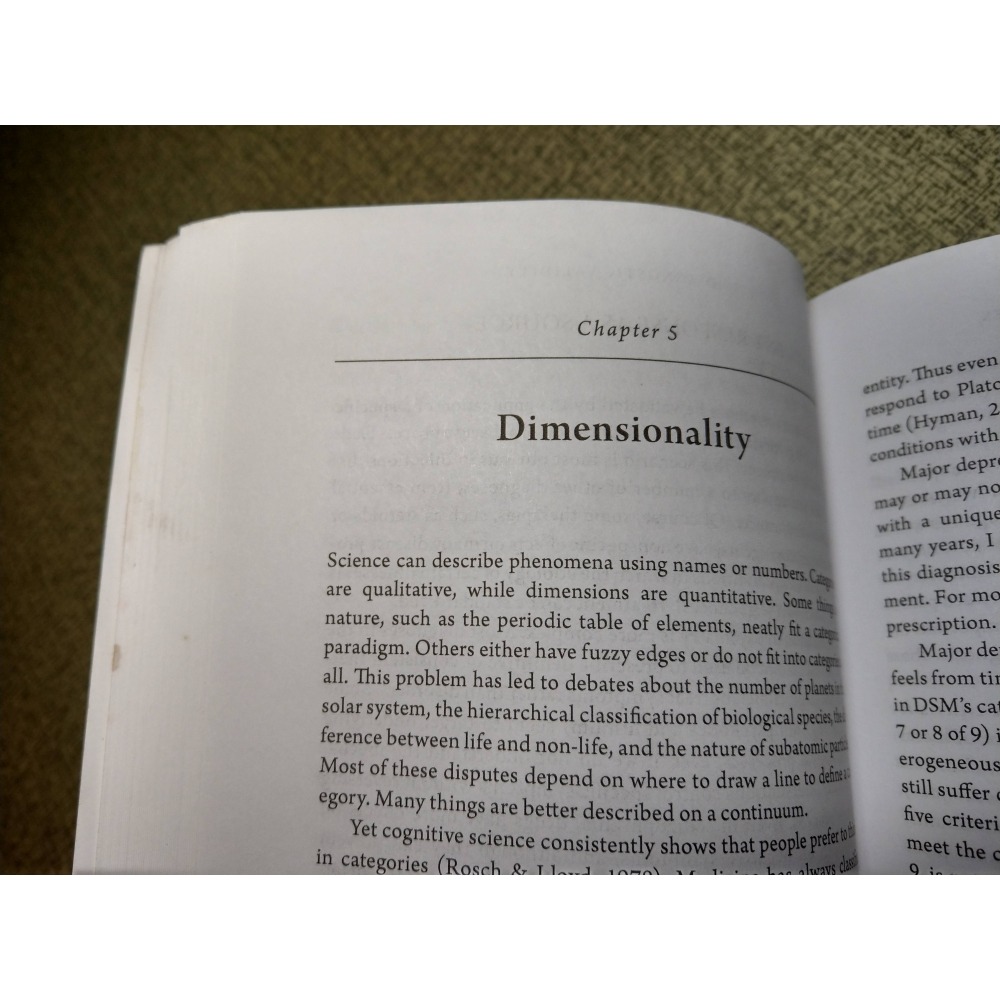 THE INTELLIGENT CLINICIAN＇S GUIDE TO THE DSM-5│Joel Paris│二手-細節圖6