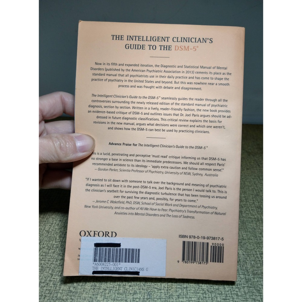 THE INTELLIGENT CLINICIAN＇S GUIDE TO THE DSM-5│Joel Paris│二手-細節圖9