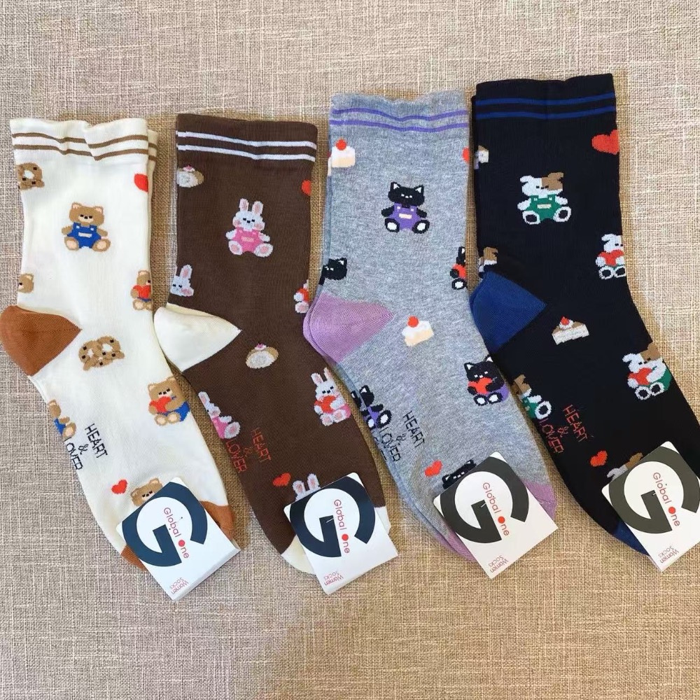 韓國🇰🇷成人襪 小動物棉質中筒襪-細節圖2