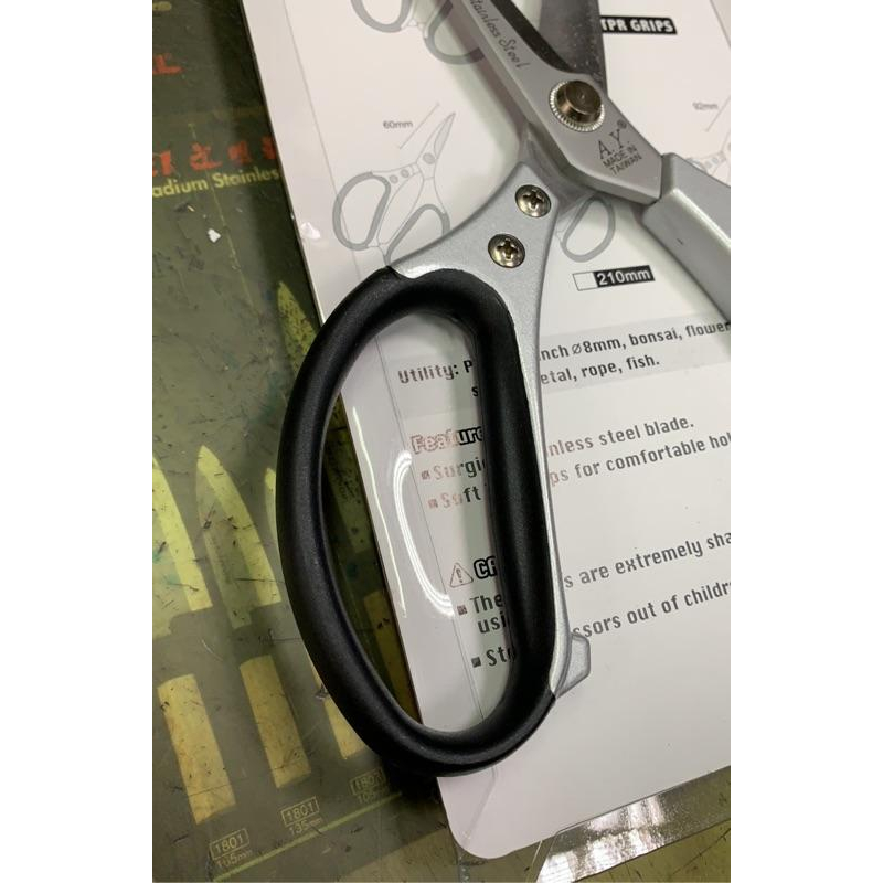 【上利嚴選】台灣製🇹🇼A.Y. 多用途多功能不銹鋼剪刀 雞排剪刀 食物剪刀 厚刃 萬能剪刀 雞排 雞肉 魚肉 魚骨-細節圖4