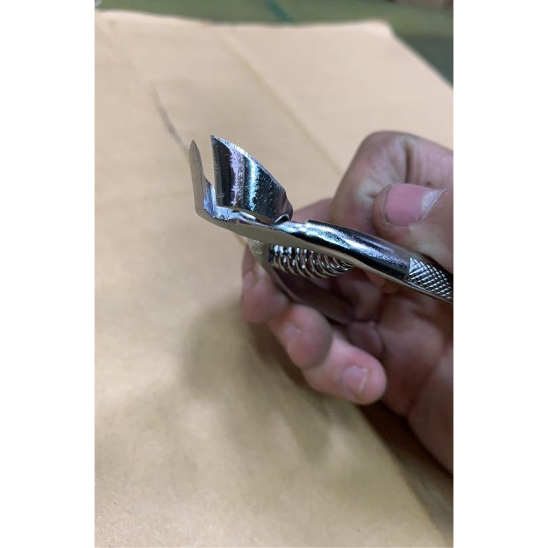 【上利嚴選】日本製🇯🇵新潟產 斜刃指甲剪 指甲刀 修指甲nail cut 附挫刀 凍甲 指甲-細節圖6