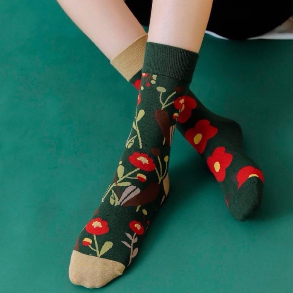 復古花漾中筒襪（左右不對襯）-細節圖3