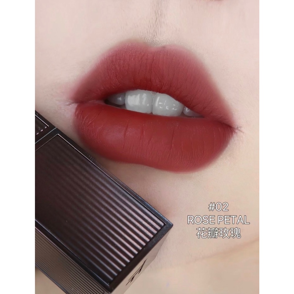 現貨寄出  TOM FORD 深焙玫瑰限定唇膏 咖啡玫瑰 #02 #100 杏仁奶茶 裸調 玫瑰 唇彩 唇膏-細節圖5