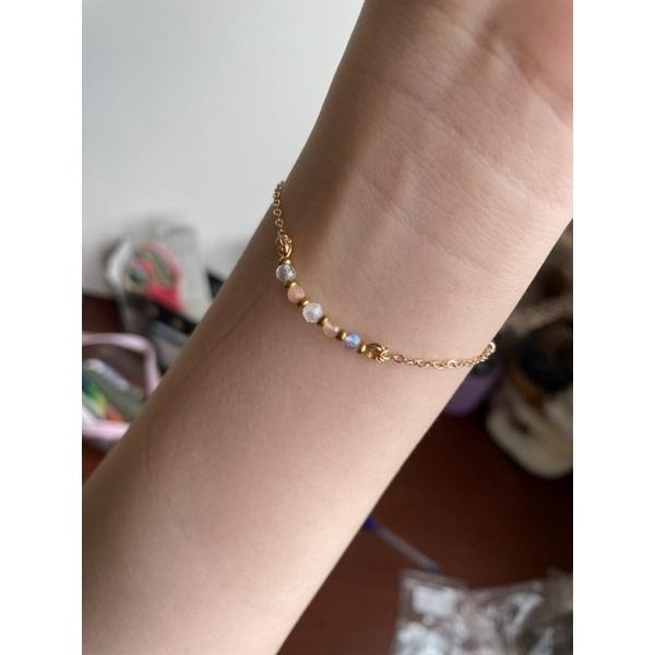 ♪灰月光/拉長石+藍暈月光/白月光+橙月光/金草莓/金太陽♪- 天然透體三色月光石太陽石鑽切設計款—手珠/手鍊-細節圖2