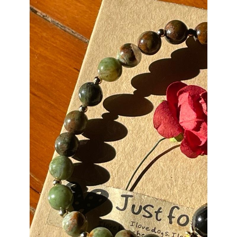 ♪彩虹黑曜石+綠澳寶/歐珀+鍍k金♪- 天然彩曜澳寶包k金—天蠍座生日禮物設計款—手珠/手鍊-細節圖3