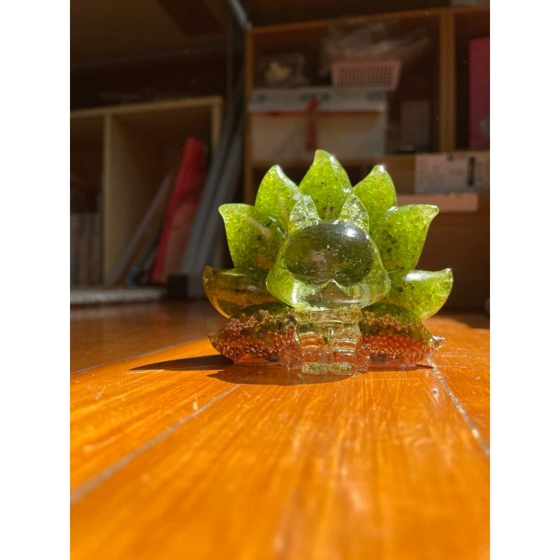 ♪ 狐仙/狐狸/九尾狐♪- 天然碎石原礦狐狸—灌膠能量水晶九尾狐狸—擺件/紙鎮—虎牙紫水晶天河石螢石硨磲橄欖石粉晶紫幽靈-細節圖6