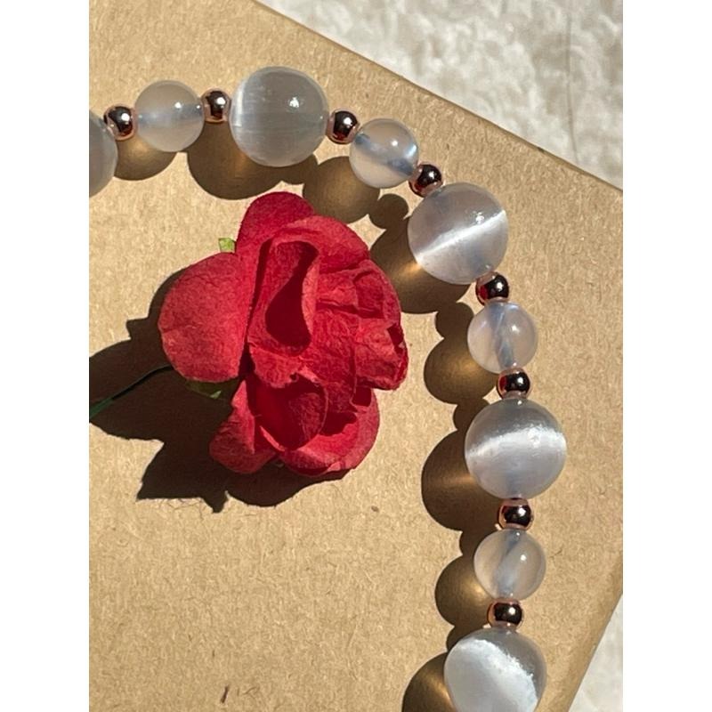 ♪藍暈月光石+透石膏+藍銅礦/鳳凰石♪- 晶系系列設計款—單斜晶系—手珠/手串-細節圖4