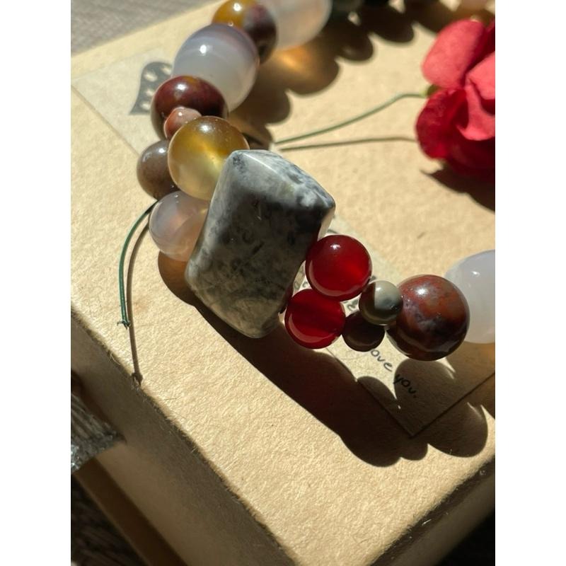 ♪ 瘋狂瑪瑙+紅瑪瑙+阿拉善+千層瑪瑙桶珠 ♪- 天然瑪瑙—手珠/手鍊《NG》-細節圖3