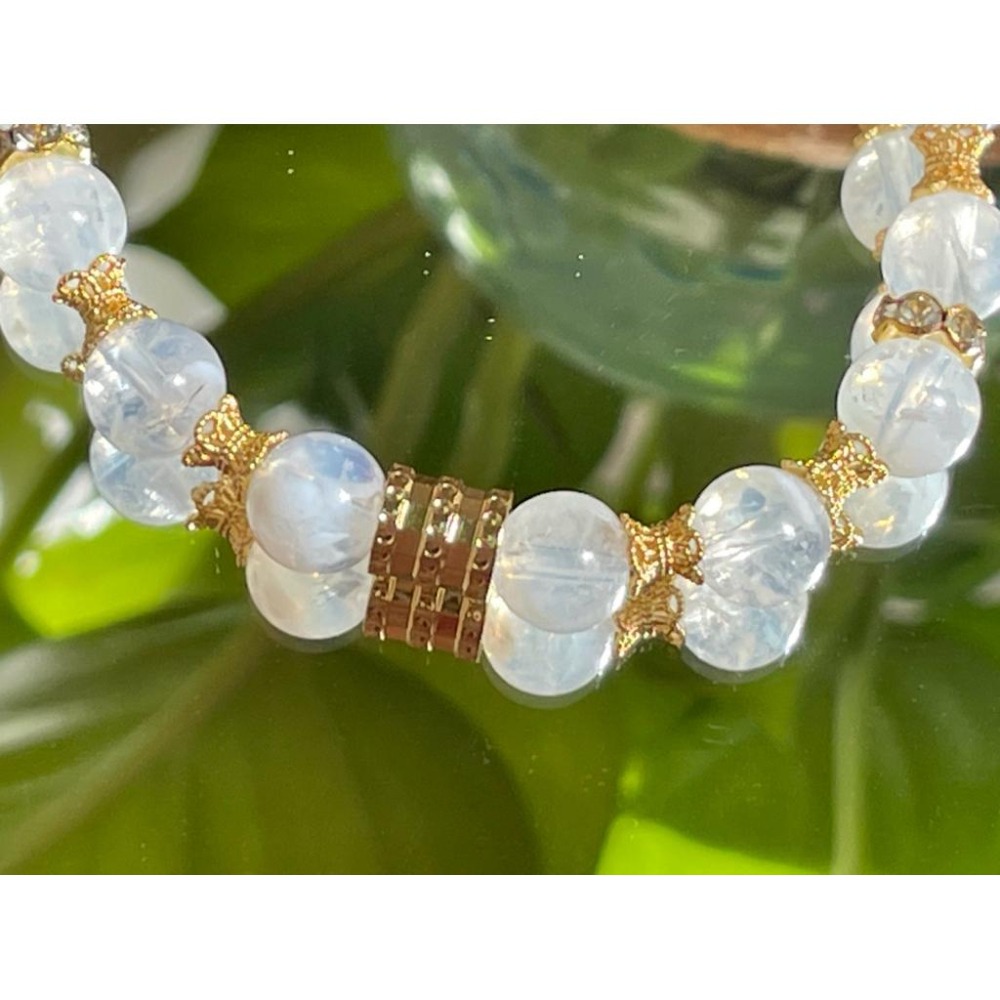 ♪藍針雪花白幽靈+羽翼♪- 天然雪花幽靈藍針共生白水晶天使之羽設計款套組-手珠/手鍊、耳針/耳環-細節圖3