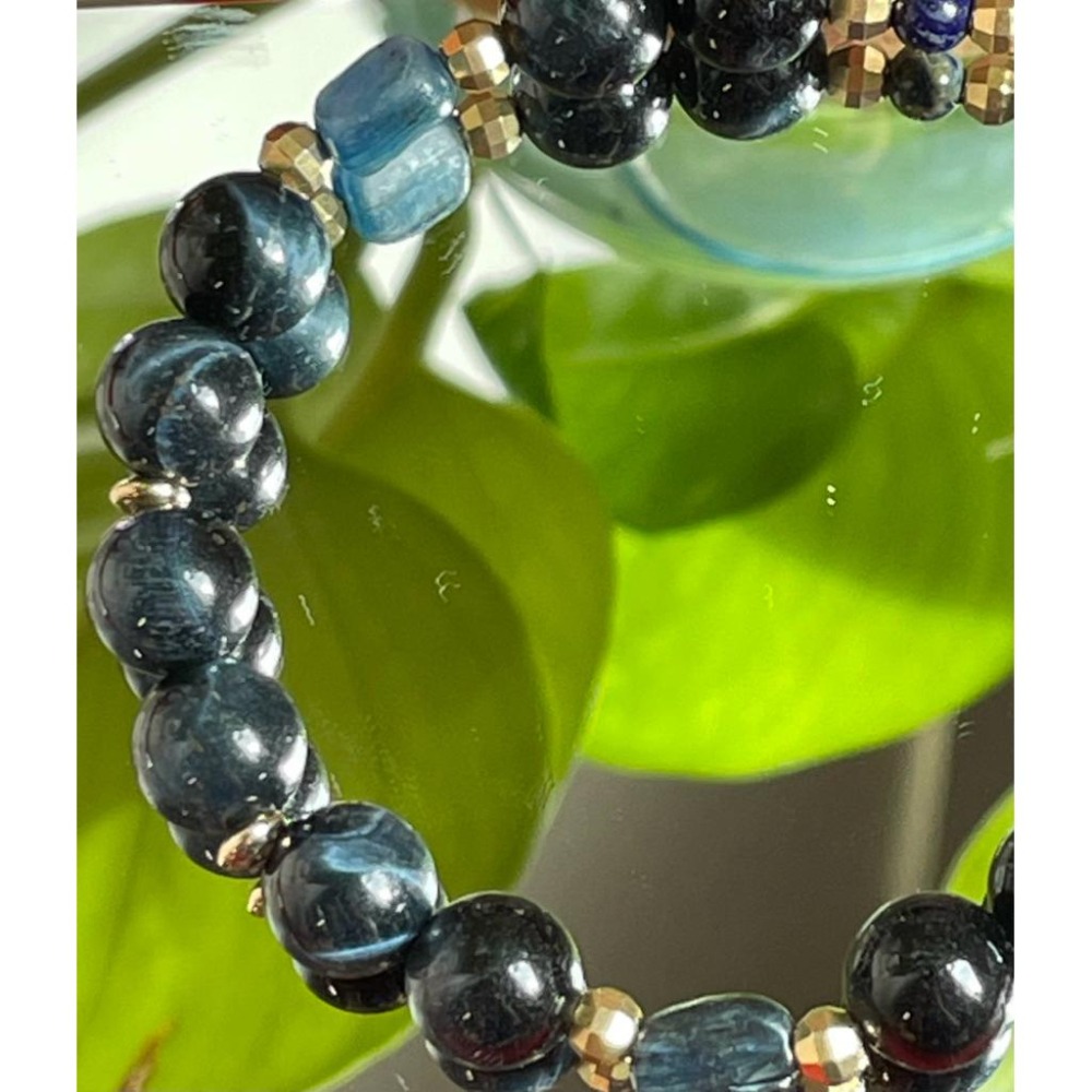 ♪藍虎眼/鷹眼石+藍晶石+青金石♪- 天然藍虎眼石青金石藍晶石設計款H款—眉心輪—第六輪設計款手珠/手鍊-細節圖5