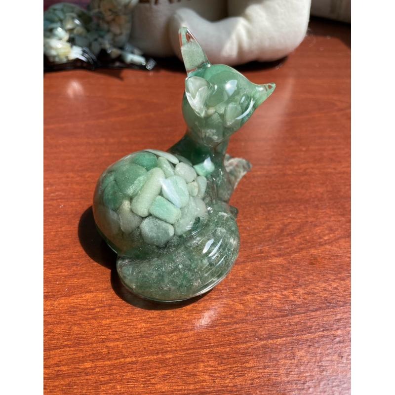 ♪ 原礦妖嬈狐狸/狐仙♪- 天然碎石臥狐—滴膠能量擺件—紫水晶/東菱玉/綠草莓/彩幽靈/紅石榴-細節圖5