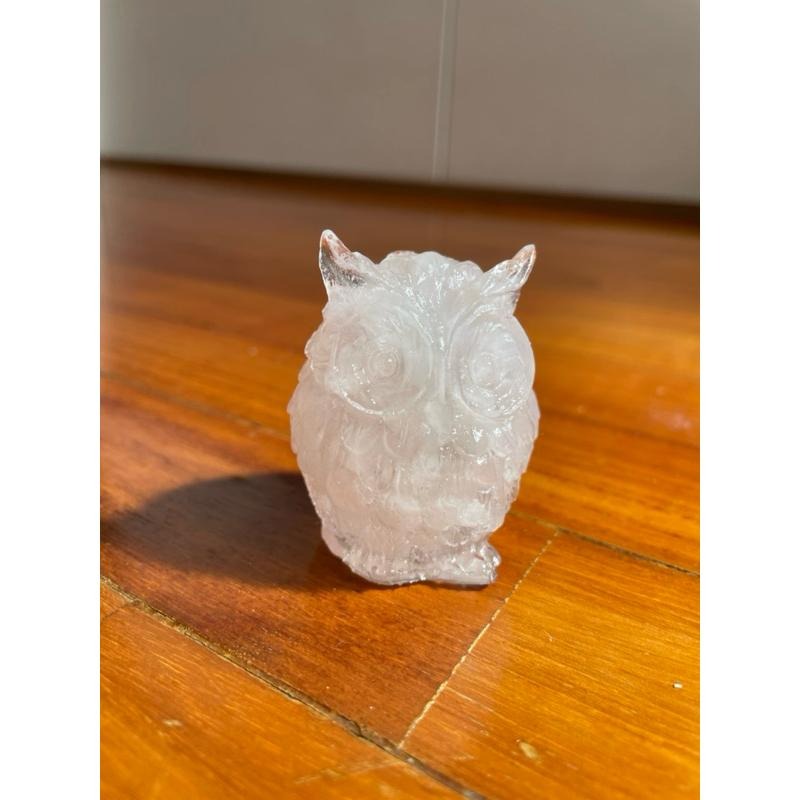 ♪ 原礦碎石貓頭鷹/小貓頭鷹♪- 天然碎石暗夜守護者—仿奧根塔/奧剛塔滴膠能量擺件—太陽石紫鋰輝海藍寶藍晶石草莓晶月光石-細節圖6
