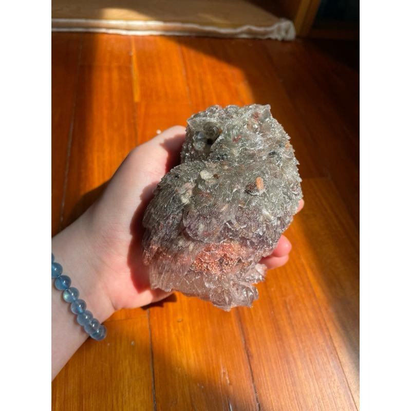 ♪ 原礦仿真貓頭鷹/大貓頭鷹♪- 天然碎石暗夜守護者—奧根塔/奧剛塔滴膠能量擺件—藍磷灰彩幽靈草莓晶紅兔毛青金石紫水晶-細節圖7