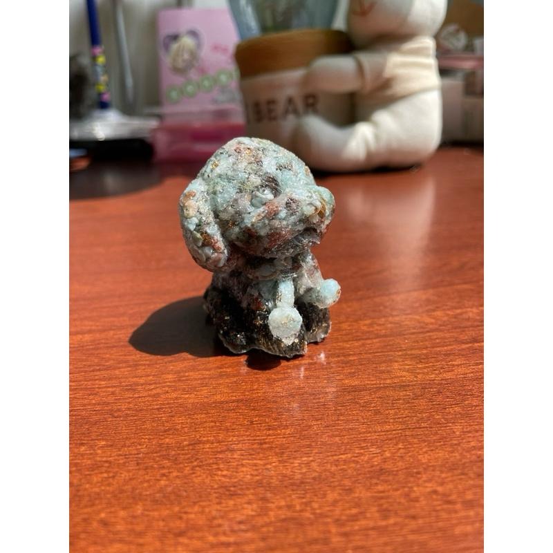 ♪ 原礦碎石圍巾狗狗/小狗♪- 天然碎石灌膠—泰迪狗/狗子—仿奧根塔/奧剛塔能量擺件—瑪瑙鷹眼石方解石太陽石紫水晶黑拉長-細節圖4