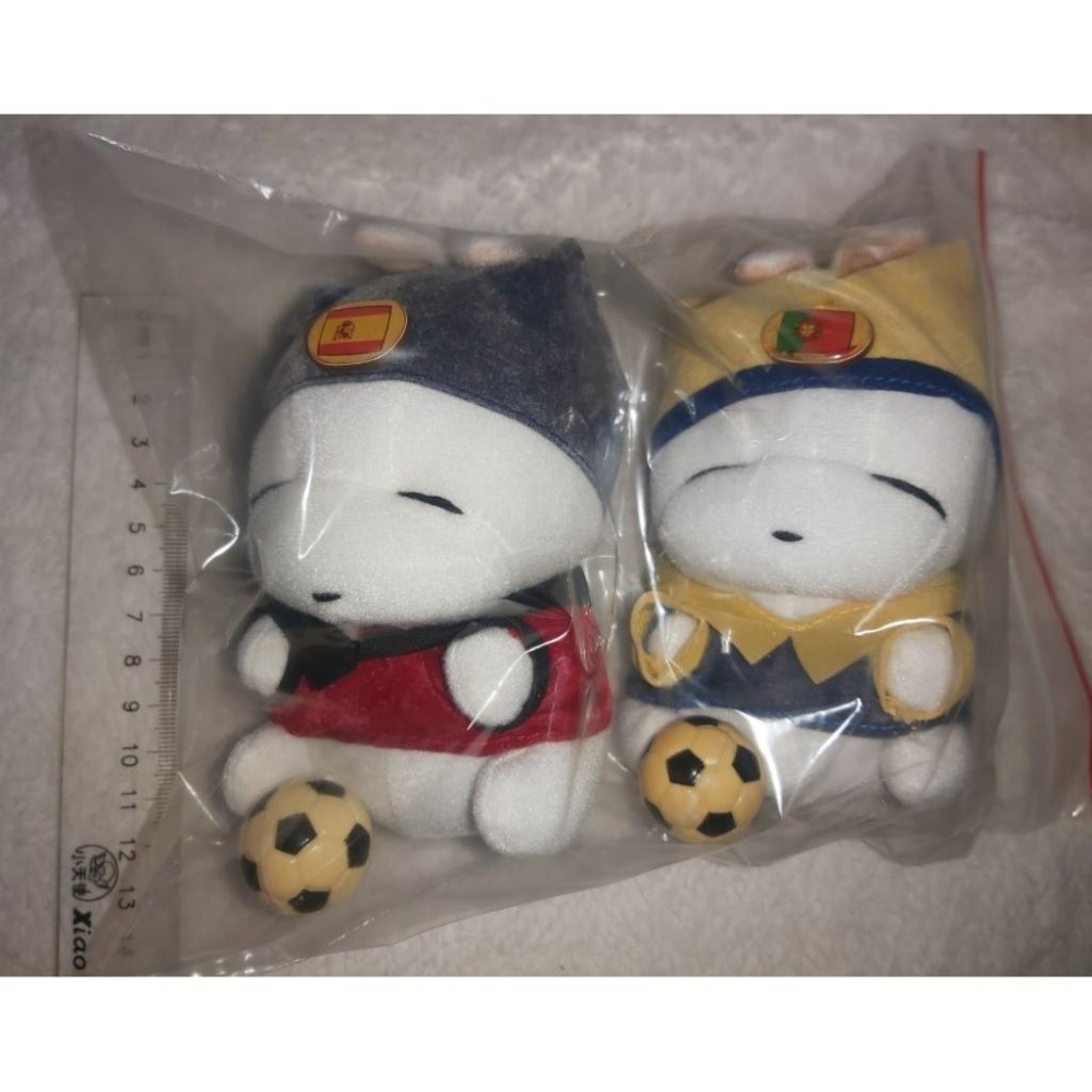 賤兔 娃娃 世界盃足球賽 二手久放 足球 收藏品-細節圖2