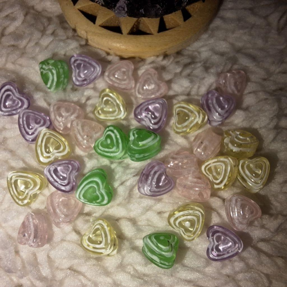 各式串珠 散珠 愛心 通孔 直通孔 仿碎石 塑膠珠-細節圖5