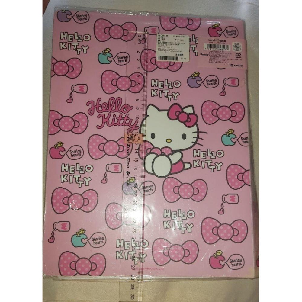 kitty 穿孔A4 文件夾 2013年 三麗鷗 凱蒂貓 sanrio 粉紅 蝴蝶結 麗嬰 日本進口-細節圖2