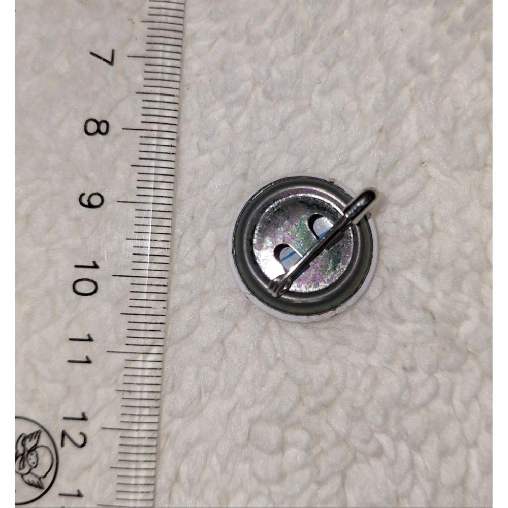 三麗鷗 正版 hello kitty 愛心小徽章 2004年 絕版品-細節圖4