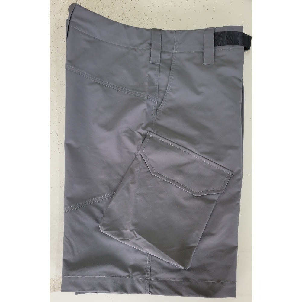 【to be】戰術短褲 休閒 平織 多口袋 調節繩 男裝 日版 寬鬆 台灣製造-細節圖3