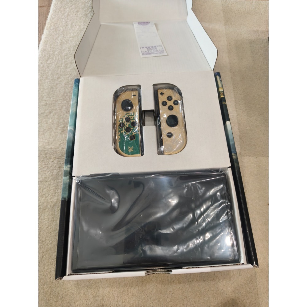 Switch oled 主機 王國之淚特仕 中文 二手-細節圖2