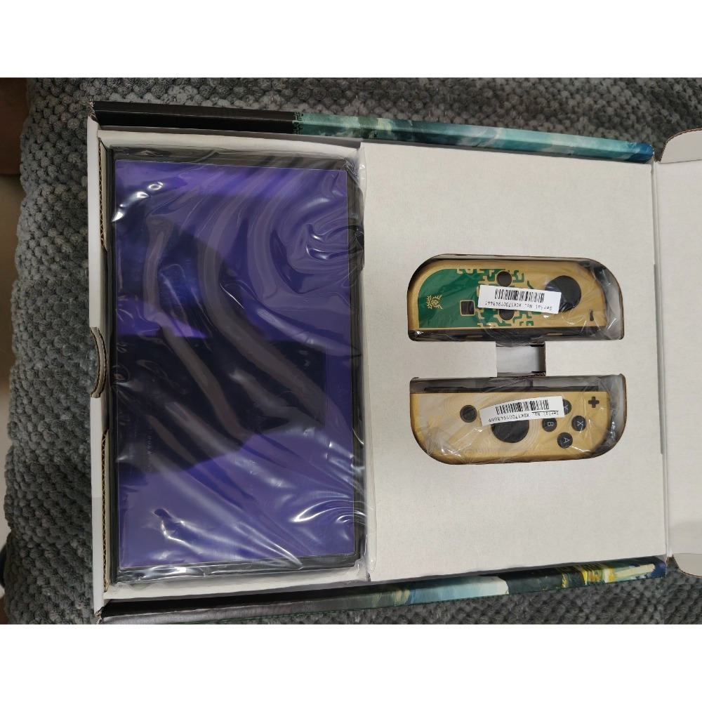 Switch oled主機 王國之淚特仕版 二手-細節圖2