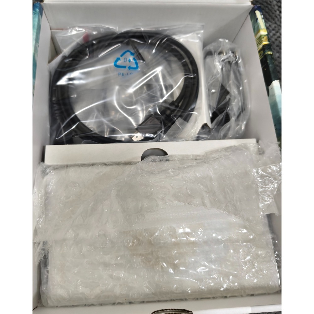 Switch oled主機 王國之淚特仕版 二手-細節圖3