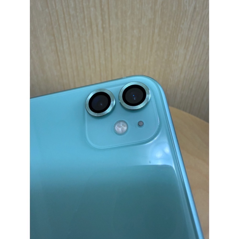 近乎全新賀運認證iPhone 11 64g，imos鑽石鏡頭貼、水清套、德誼保修，已換原廠電池壽命93%。螢幕故障零件機-細節圖4