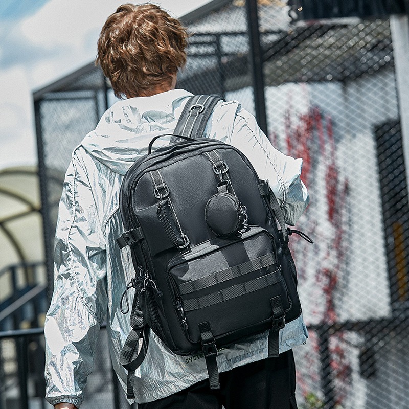 機能電腦後背包 可裝17吋筆電 大容量 多口袋 雙肩背包 魔法巷-細節圖3