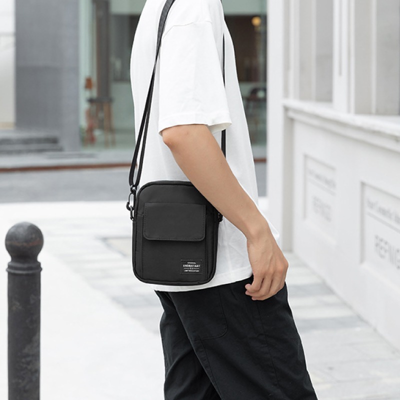 肩背包 魔鬼氈前掀蓋 小方包 手機包 肩背包 側背包 單肩包 斜背包 包包 男包 女包 START 魔法巷-細節圖2