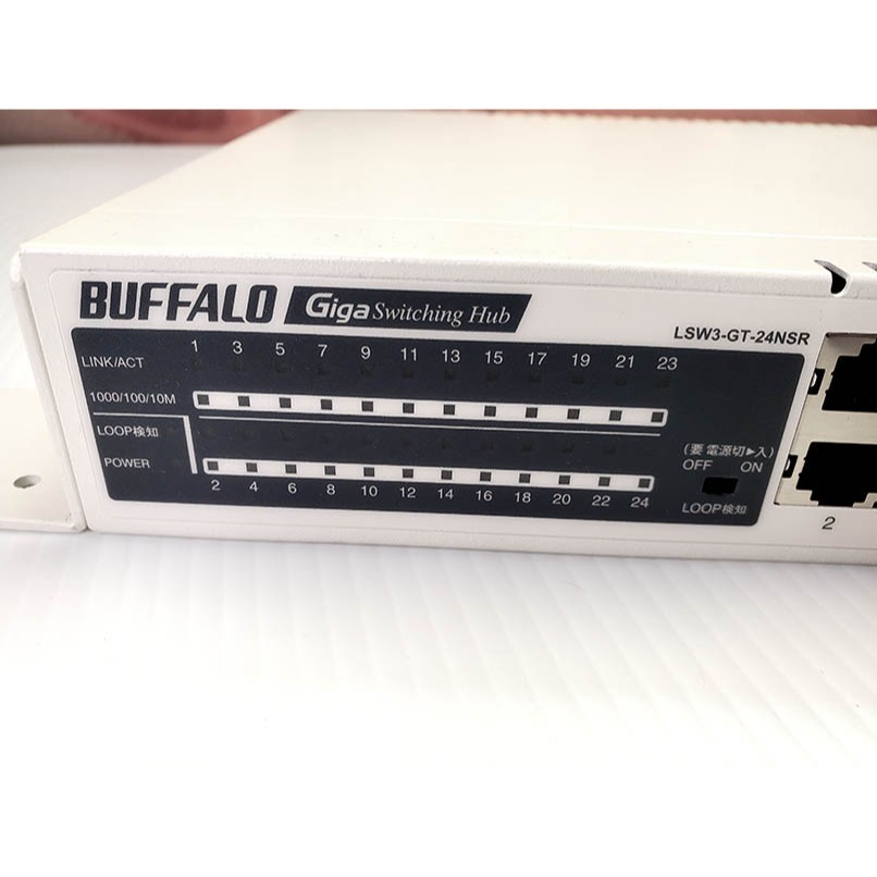 Buffalo LSW3-GT-24NSR 24埠 Gigabit 網路交換器 含機櫃耳架 二手-細節圖2