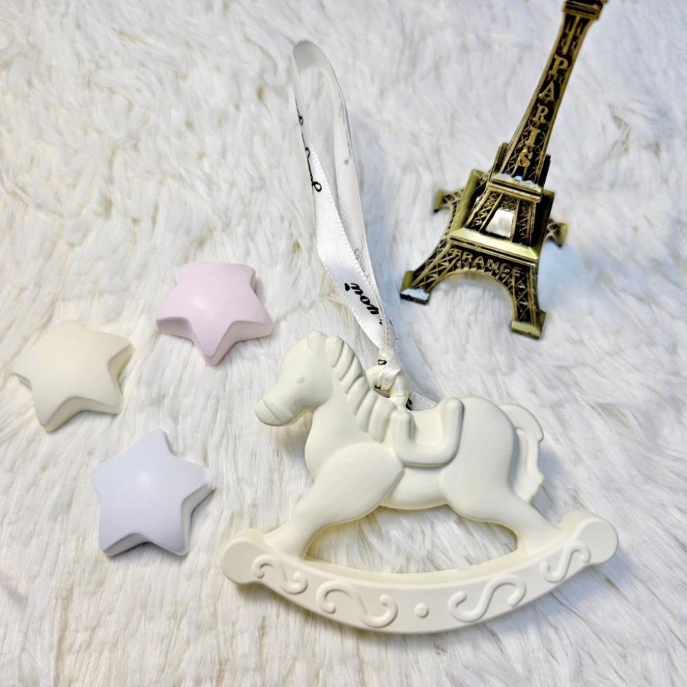 【有禮無理】鏡面木馬擴香石禮盒 馬卡龍色旋轉木馬吊牌香氛石 緞帶吊牌車用擴香石 擴香擺飾 送禮首選 婚禮小物 台灣賣家-細節圖3