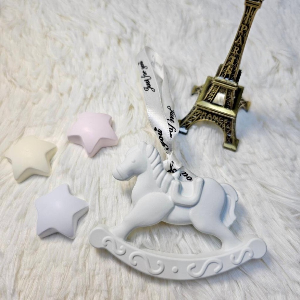 【有禮無理】鏡面木馬擴香石禮盒 馬卡龍色旋轉木馬吊牌香氛石 緞帶吊牌車用擴香石 擴香擺飾 送禮首選 婚禮小物 台灣賣家-細節圖5