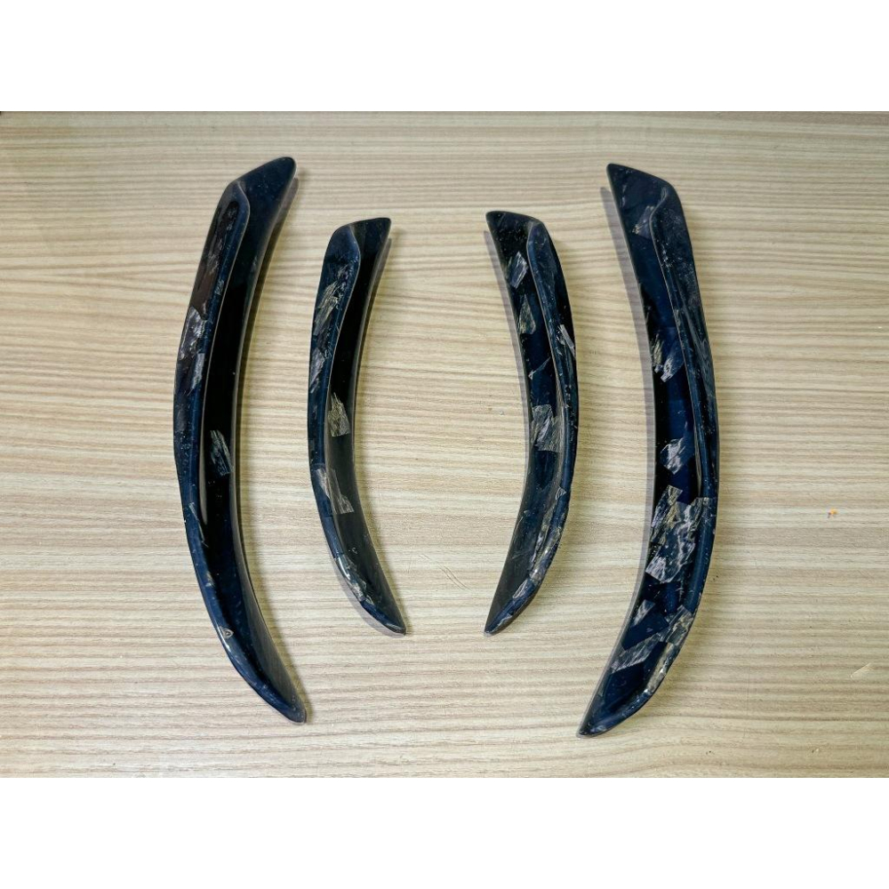 台灣現貨 2019-2022 BMW G20/G21車系適用真鍛造碳前保桿亮黑色風刀-細節圖4