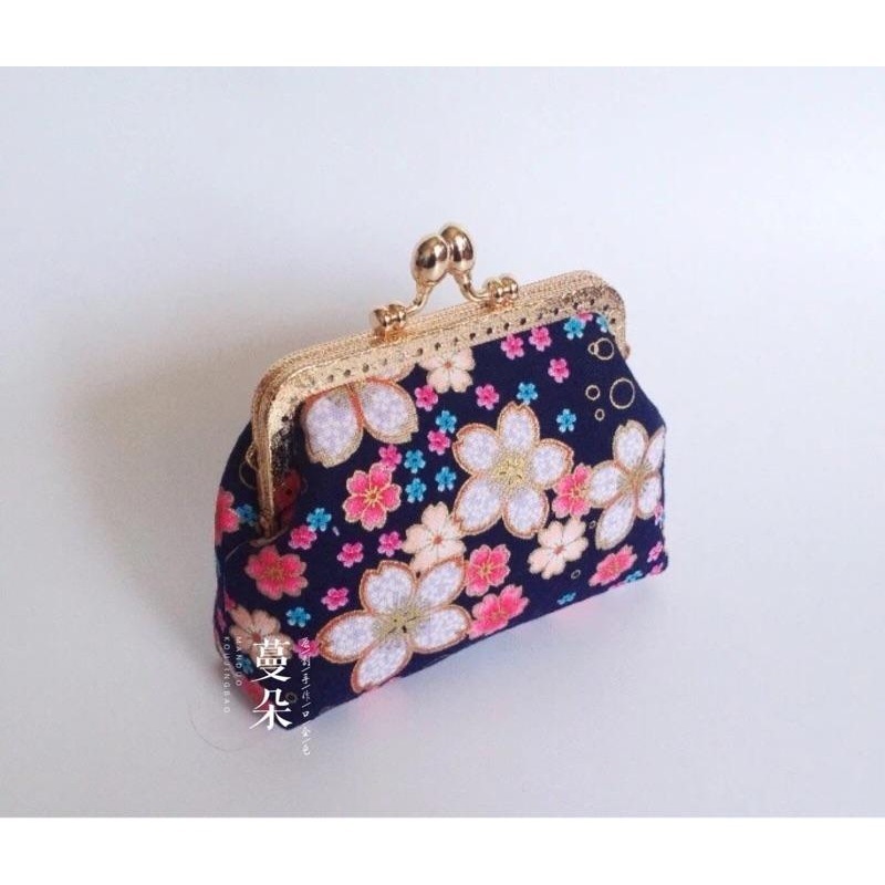 💥10.5公分方形口金包 手拿 口金包 零錢包 扣式口金包 可放提款卡信用卡-細節圖4