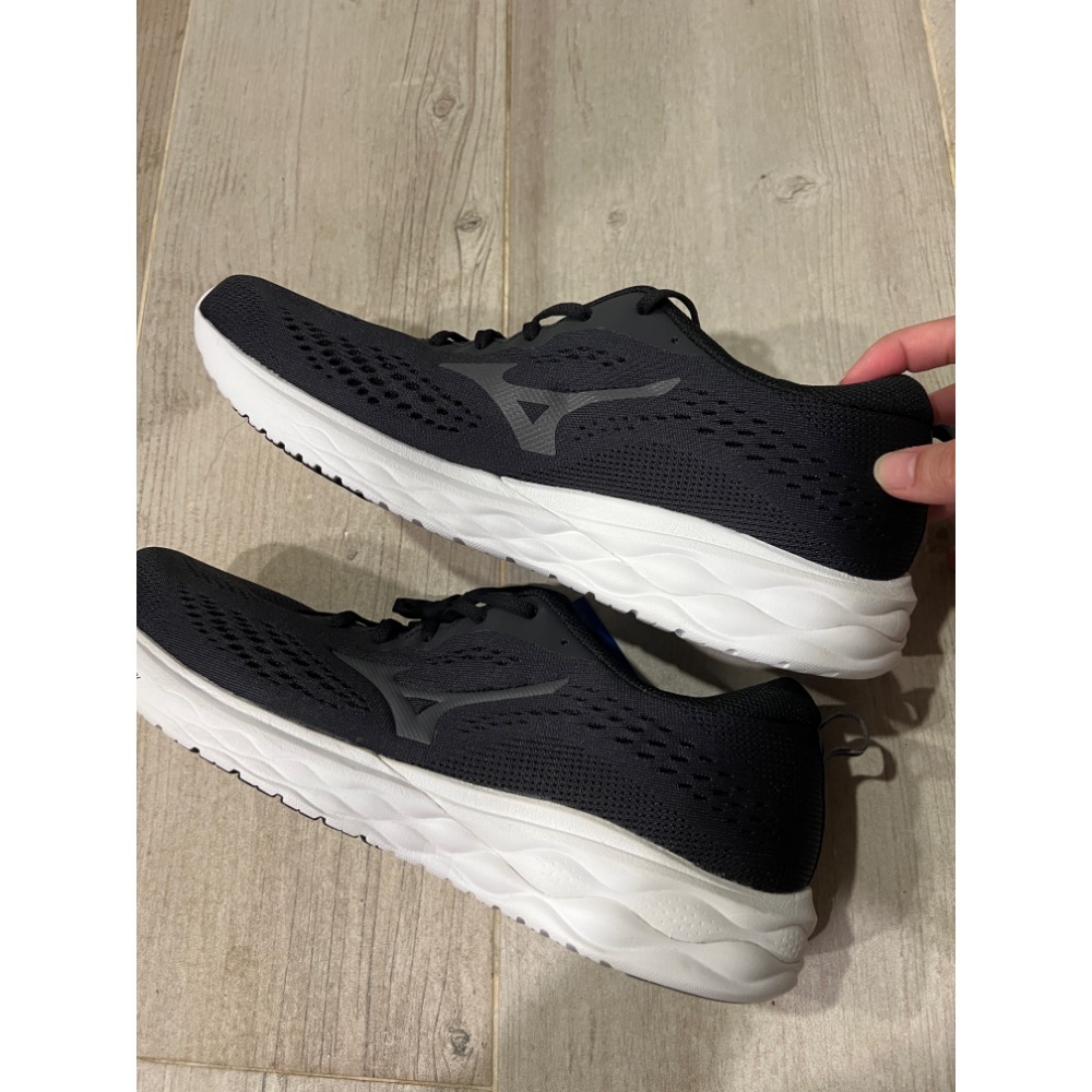 全新美津濃慢跑鞋-細節圖5