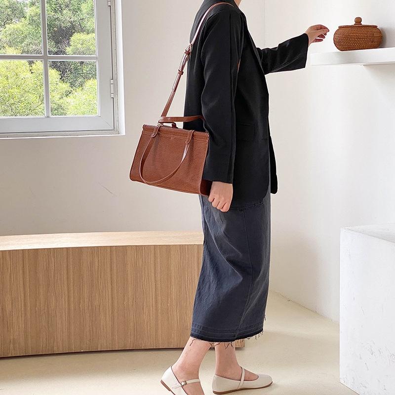 BAGG👾 女包包包女包秋冬潮流時尚女士手提肩背包腋下通勤包 時尚包 錢包 手拿包 母親節禮物-細節圖4