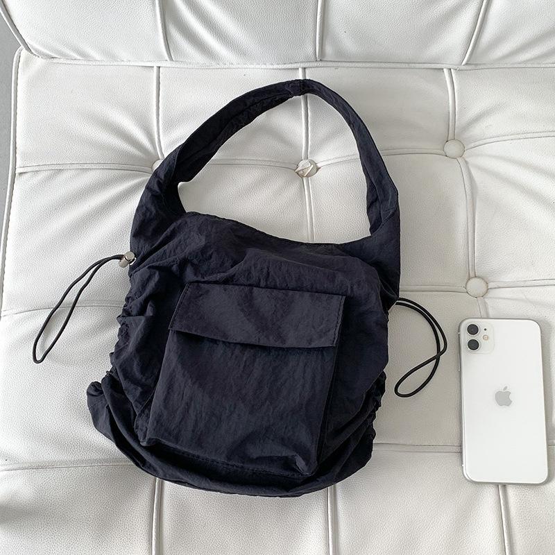 BAGG👾 韓版包包女高級感肩背包文藝大容量時尚休閑褶皺小眾尼龍腋下包女 時尚包 休閒百搭包包 母親節禮物-細節圖3