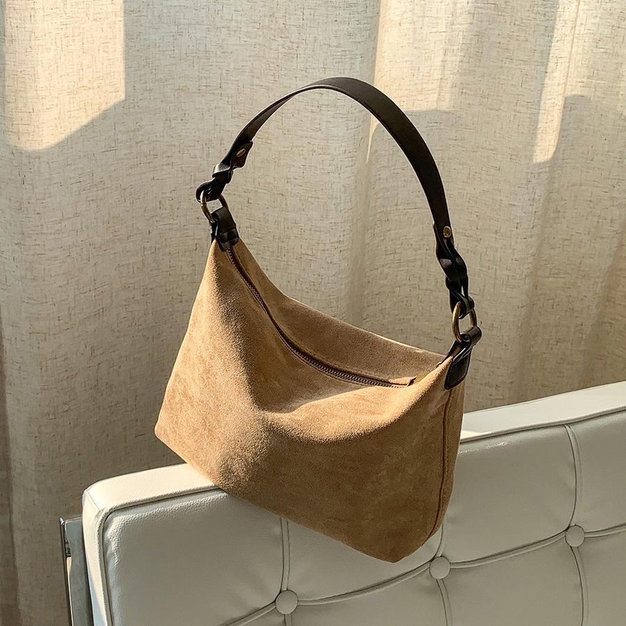 BAGG👾 棕色麂皮絨包包新款韓版腋下包女洋氣簡約秋冬絨面單肩 時尚包 錢包 手拿包 母親節禮物-細節圖3