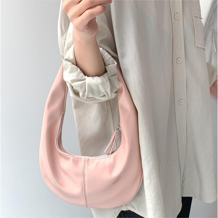 BAGG👾 U型糖果色包包女拉鏈漆皮包小眾高級感新月包亮PU皮凱旋門腋下包 時尚包 休閒百搭包包 母親節禮物-細節圖3