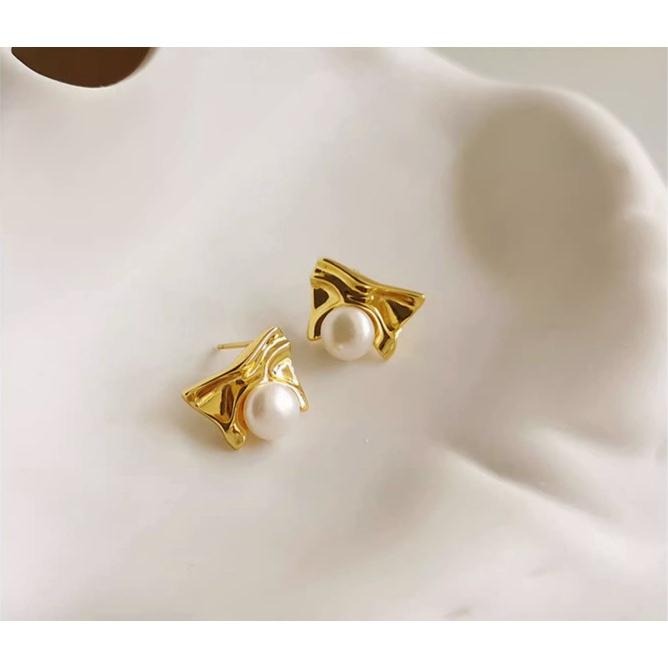 【香榭巴黎】CityCape©這座城飾۞金色褶皺蝴蝶結珍珠耳釘鈦鋼女士INS風跨境新品簡約風秋冬上新耶誕禮物雙11必買-細節圖4